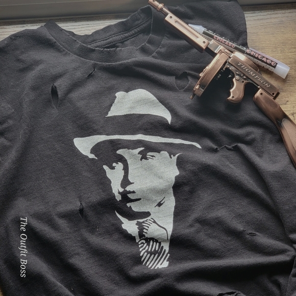 Chicago Outfit Boss "Al Capone" Distressed T-shirt - Picture 5 of 8